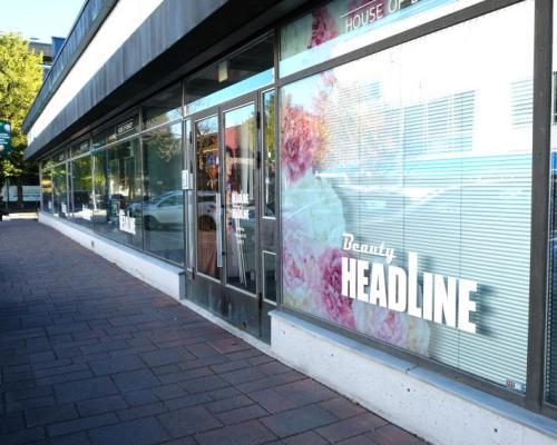Kuva Headline Beauty sisäänkäynnistä Asemakadulla